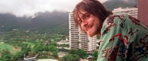kurt cobain na varanda do hotel no Rio de Janeiro durante o Hollywood Rrock, em 1993