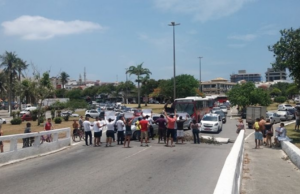 Trânsito fica intenso em Cabo Frio com 2º dia de protesto dos Gms