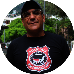 Delegado Zaccone discute segurança pública e avanço das milícias, em Búzios