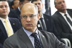 Alerj aprova admissão de impeachment de Witzel por unanimidade