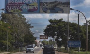 Rio das Ostras entra na Bandeira Laranja e retoma flexibilização do comércio
