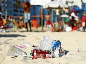 MPF discute problema do lixo nas praias com os municípios de Cabo Frio e Búzios