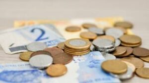 Erramos: servidores de Búzios receberão revisão e não aumento salarial