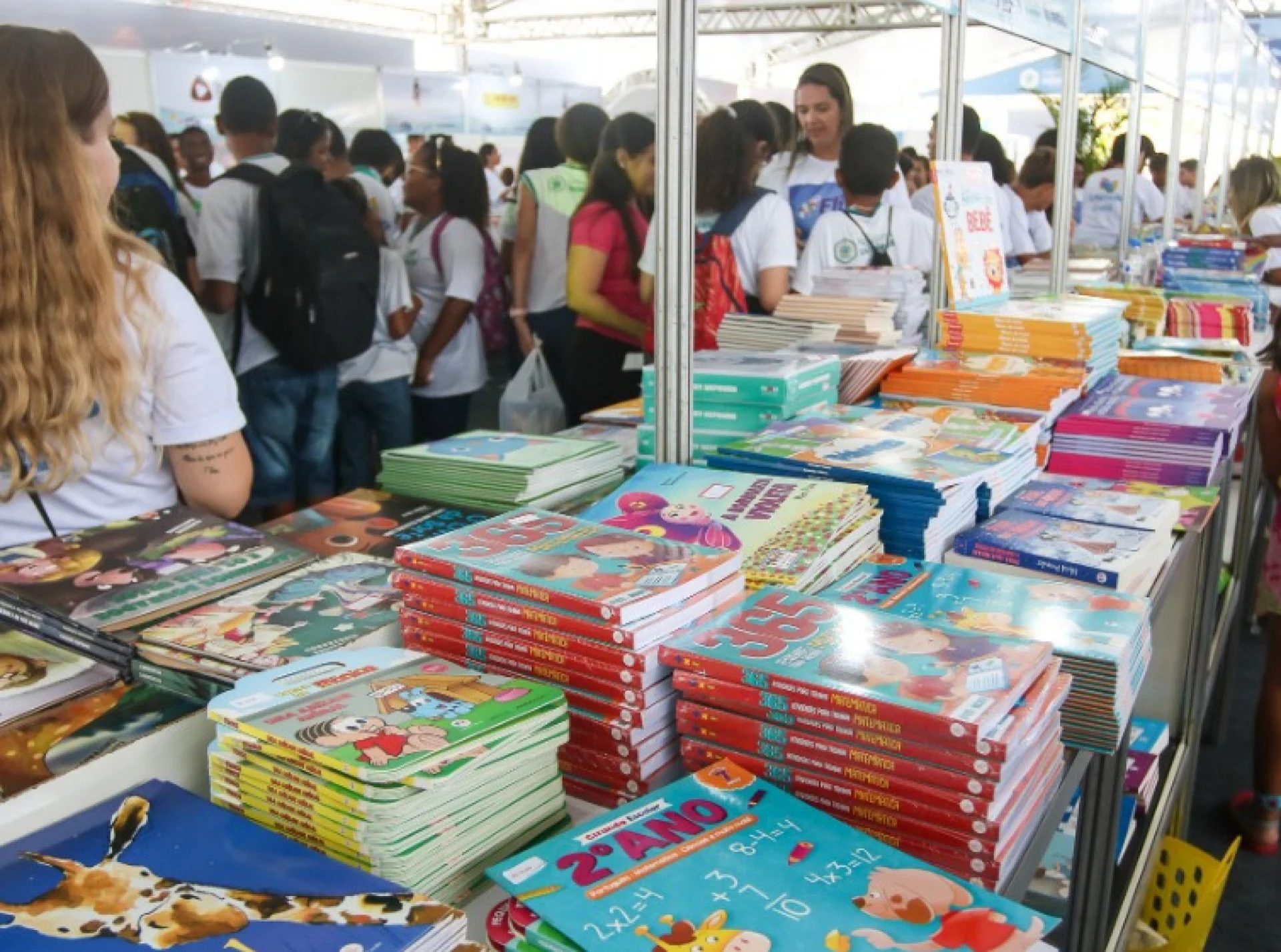 feira literária de saquarema