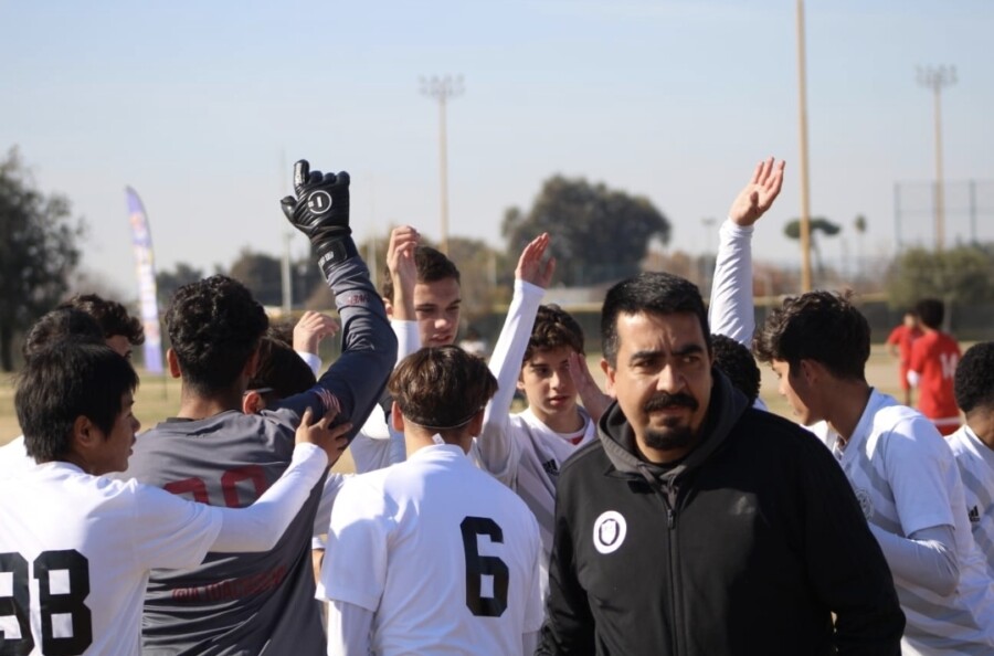 Pequena cidade da Califórnia tem aumento no numero de praticantes de futebol