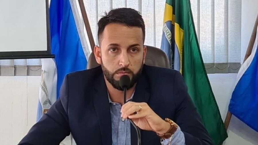 Rafael Aguiar é o atual presidente da Câmara e assume como prefeito interino em caso de vacância / Crédito: divulgação Câmara Municipal
