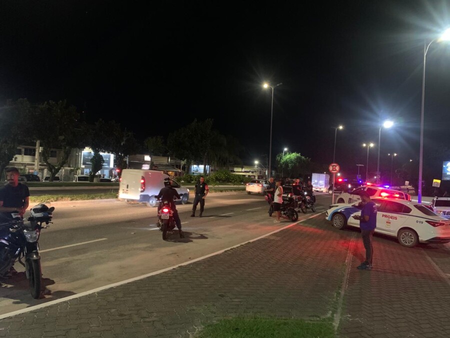 Operação tem como objetivo ordenar o trânsito e coibir irregularidades cometidas por motociclistas e motoristas   Foto Divulgação