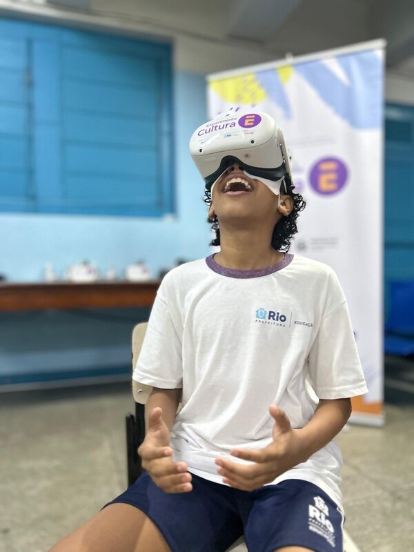 Realidade virtual leva museus às escolas públicas cariocas