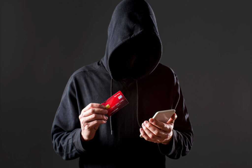 Fraudes digitais ligam alerta na hora da compra de ingresso