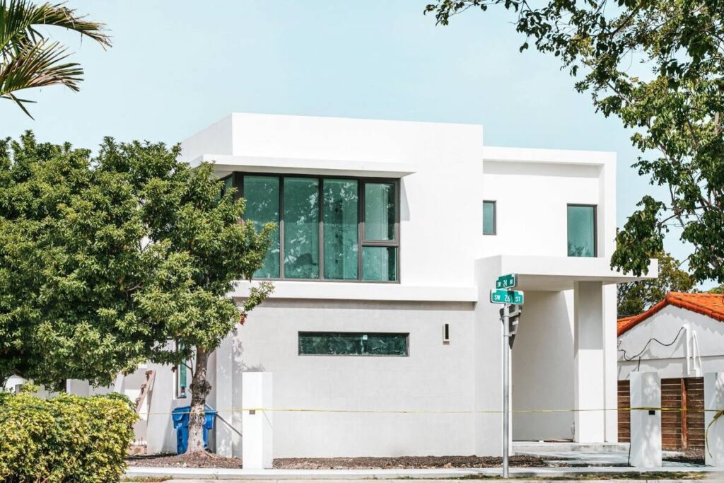 Comprar ou alugar imóveis na Flórida requer cuidados para brasileiros