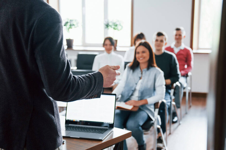 Cursos de IA refletem nova fase do ensino no Brasil