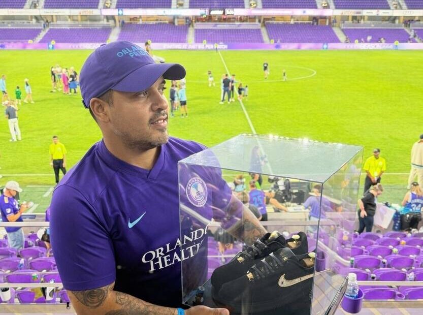 Artista brasileiro expõe tênis de US$ 50 mil em Orlando