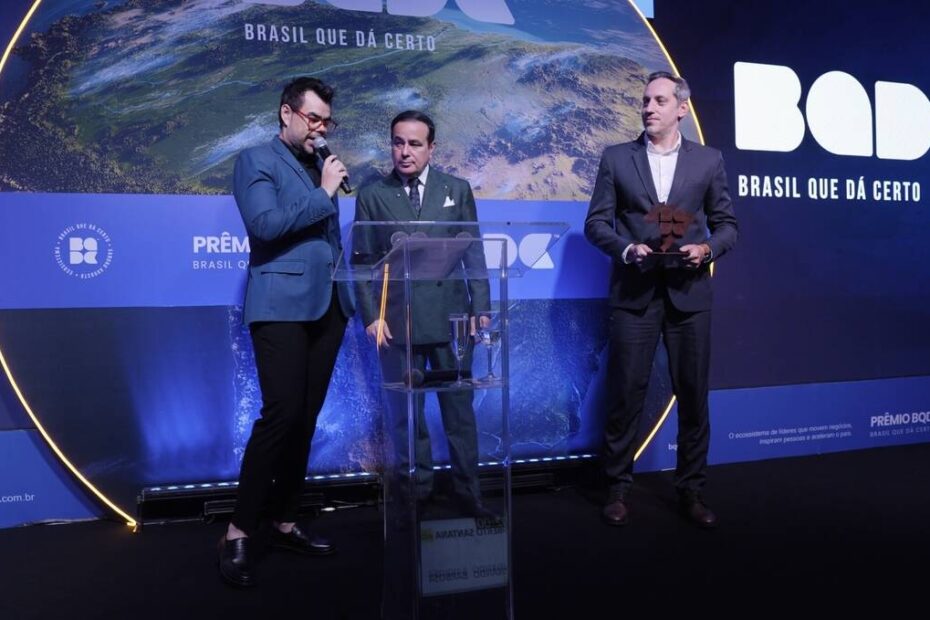 Agência recebe prêmio no evento Brasil que Dá Certo