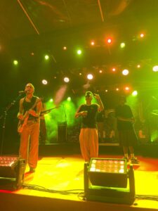 Os Garotin conectam gerações em pocket show no Verão Enel Brasil
