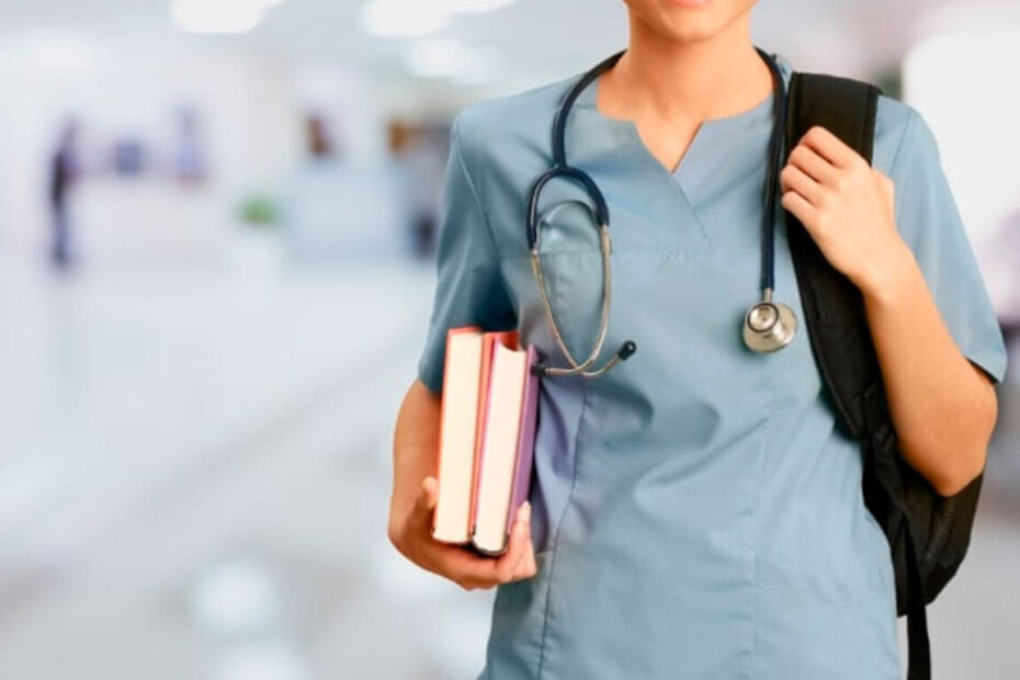 MEC revoga edital de expansão de vagas em cursos de Medicina