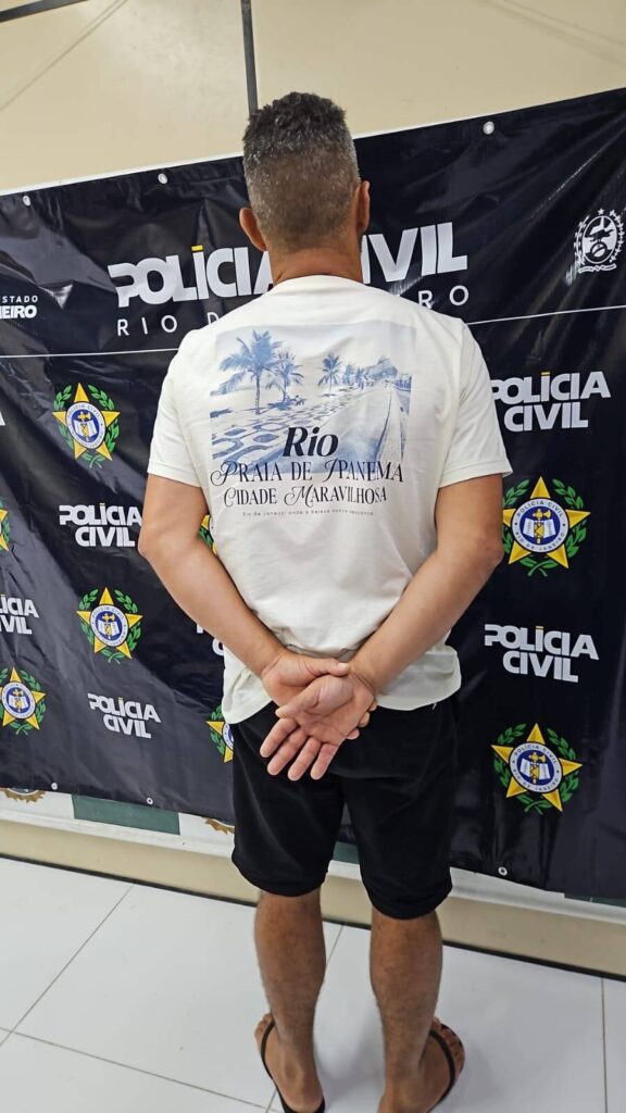 Dois homens são presos por violência doméstica em Búzios após denúncias registradas na 127ª DP nesta terça / foto divulgação PM