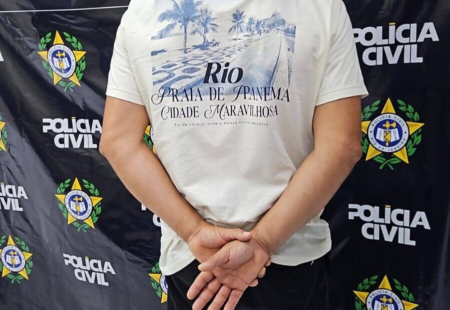 Dois homens são presos por violência doméstica em Búzios após denúncias registradas na 127ª DP nesta terça / foto divulgação PM