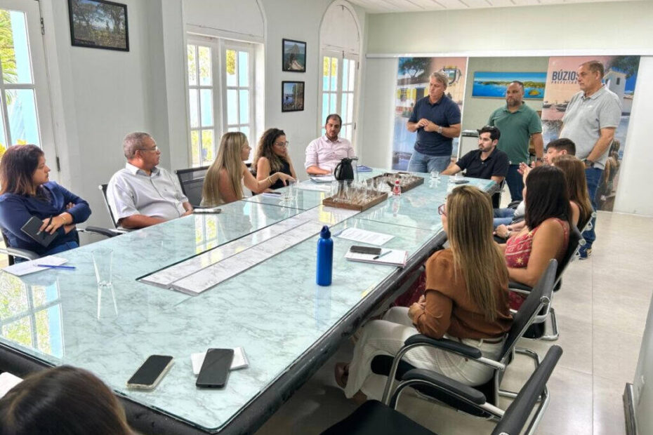 Prefeitura e Prolagos discutem obras após chuvas e pontos de alagamento em Búzios / foto divulgação