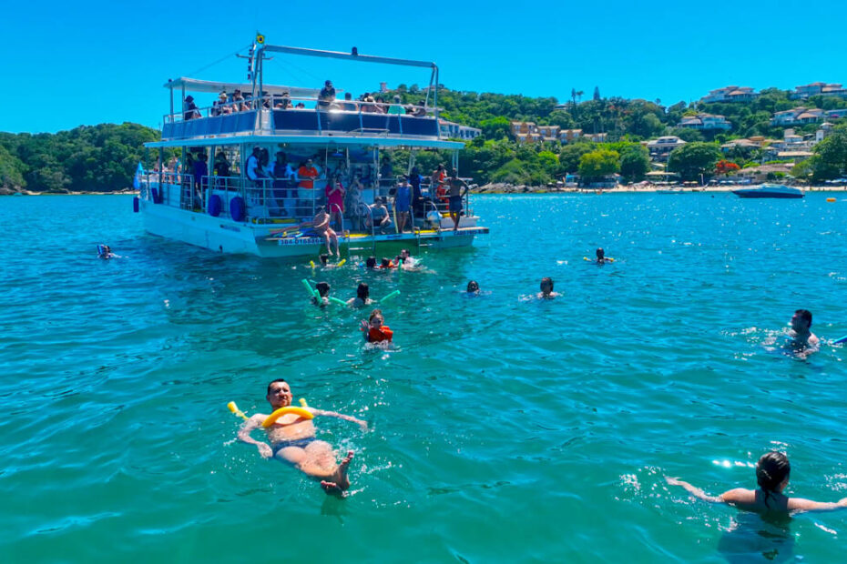 Com saídas diárias, a experiência tem atraído quem quer viver o melhor do litoral sem complicação / foto divulgação