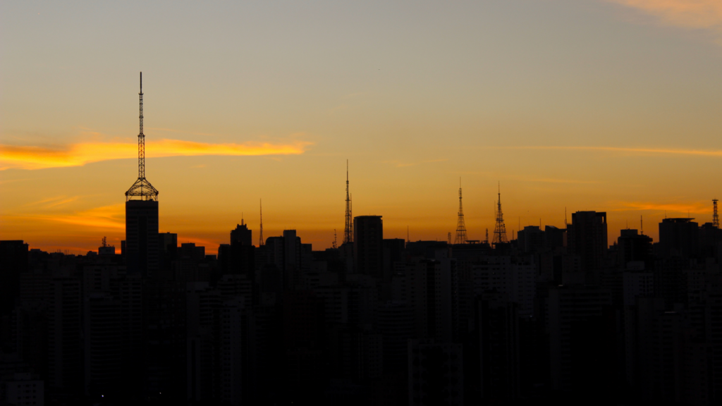Apagões em São Paulo ampliam debate sobre energia reserva