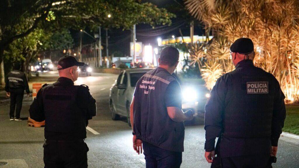 Búzios intensifica fiscalização no trânsito com operações semanais e foco em irregularidades nos bairros / foto divulgação