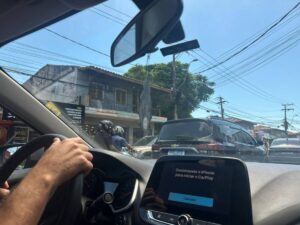 Trânsito sai do controle em Búzios