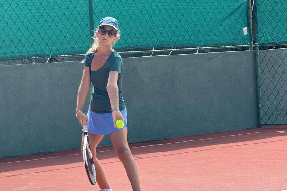 Luciana Videla vence torneio feminino de tênis em Búzios e reforça crescimento do esporte na cidade com novas atletas / foto divulgação