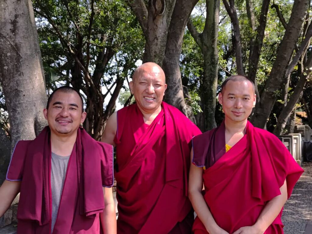 Búzios recebe monges tibetanos com programação de cerimônias budistas e práticas espirituais no Buddha Dharma Center / foto divulgação