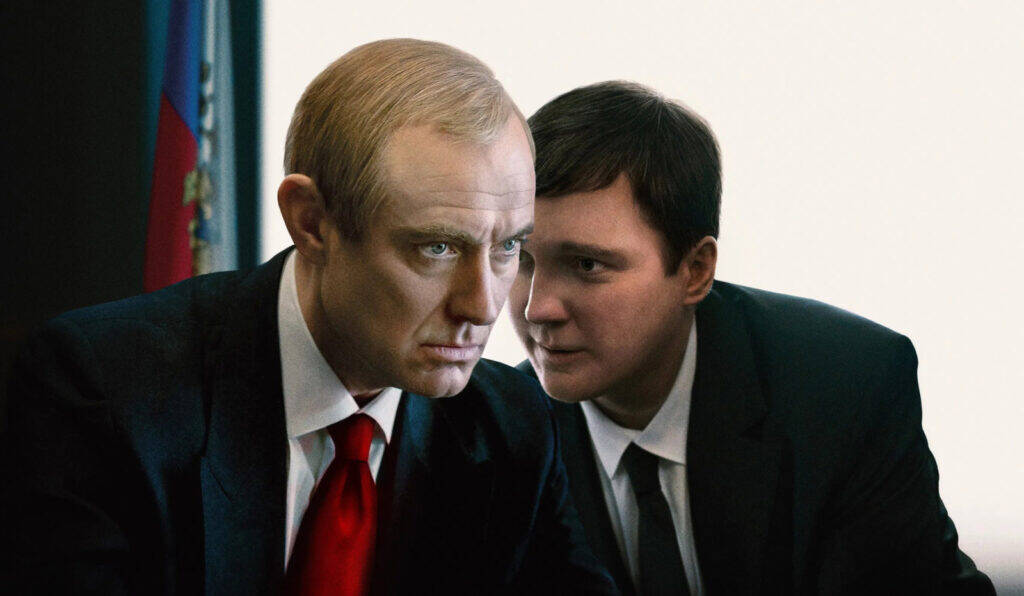 Cine Bardot exibe O Mago do Kremlin e Pai Mãe Irmã Irmão na programação da semana em Búzios / foto reprodução da internet