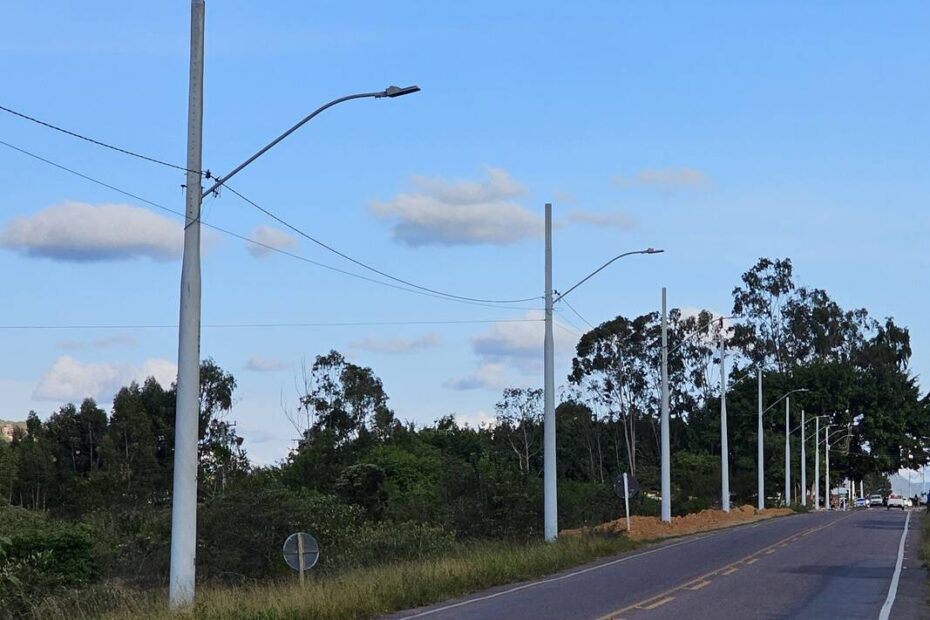 Expansão elétrica aquece mercado de postes de fibra de vidro