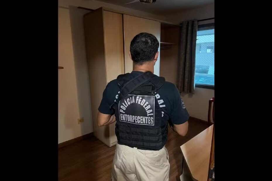 Polícia Federal cumpre mandados em Búzios em operação contra tráfico internacional de cocaína / foto divulgação Polícia Federal