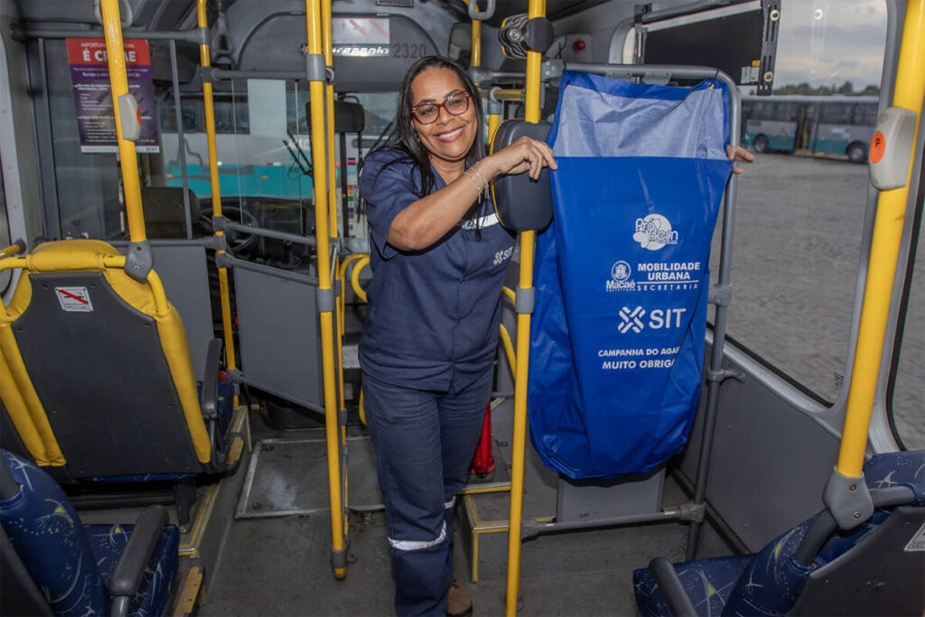 Macaé lança Campanha do Agasalho nos ônibus para arrecadar roupas, calçados e cobertores durante o inverno I Crédito da Imagem: Divulgaçao - Moises Bruno