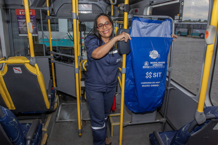 Macaé lança Campanha do Agasalho nos ônibus para arrecadar roupas, calçados e cobertores durante o inverno I Crédito da Imagem: Divulgaçao - Moises Bruno