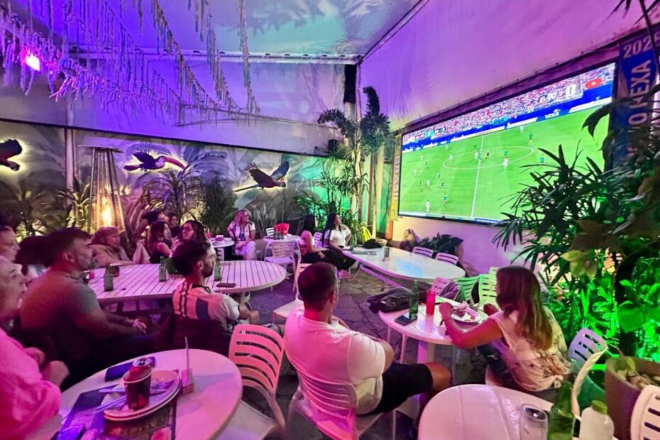 Messi marca três, Argentina vence Argélia na Copa e movimenta bares e torcedores argentinos em Búzios I Crédito da Imagem: Arquivo Prensa de Babel