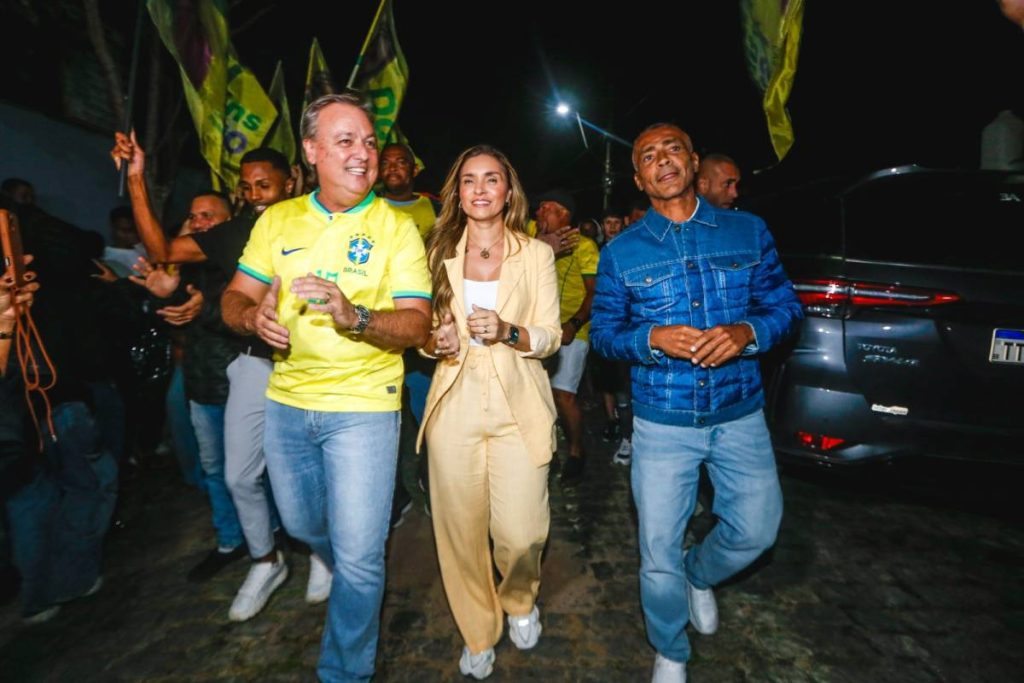 dani martins, alexandre martins e romário