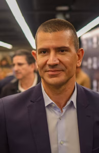 Retotalização dos votos confirma vitória de Douglas Ruas no primeiro turno no Rio