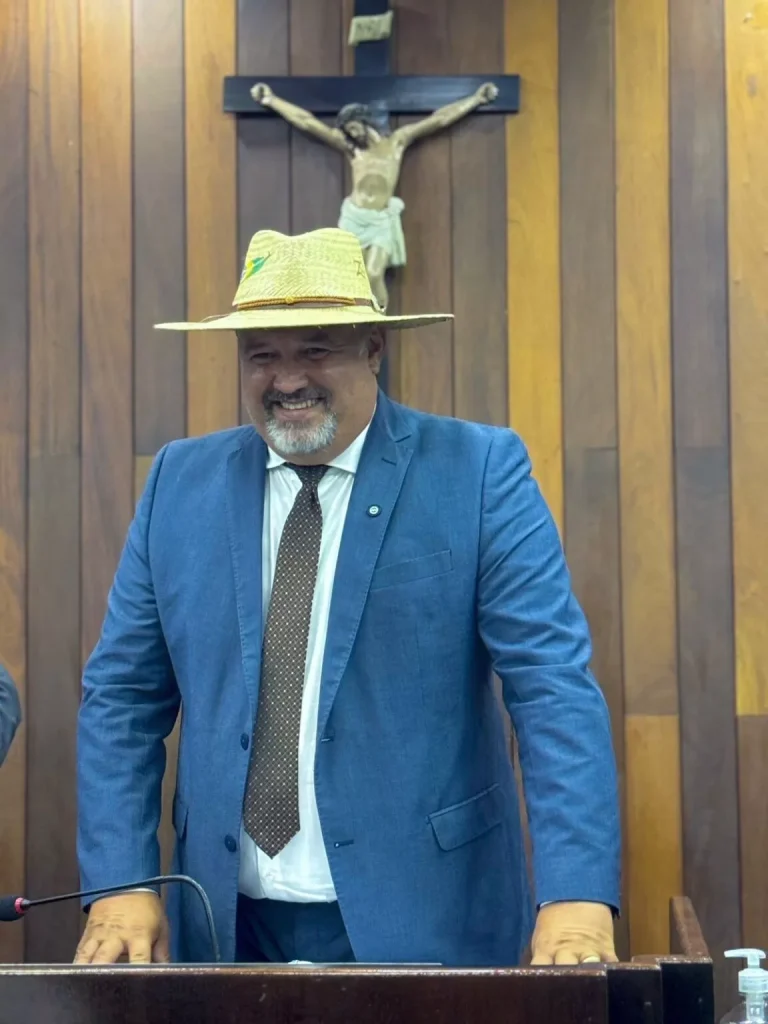 Vaguinho é reeleito presidente da Câmara Municipal de Cabo Frio para o biênio 2027–2028