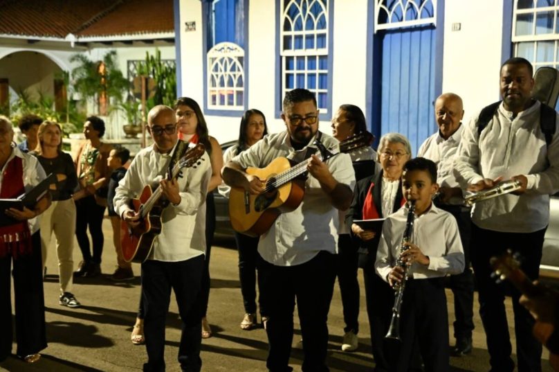Paracatu em Serenata retorna às ruas com edição especial