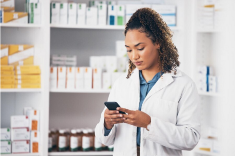 Manpower em parceria com RD abrem vagas de farmacêutico(a)