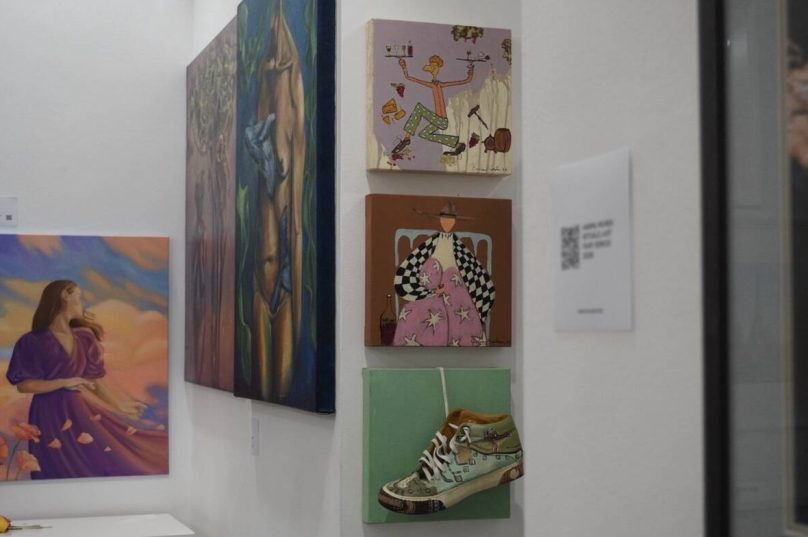 Casal de artistas expõe obras em Veneza durante a Bienal