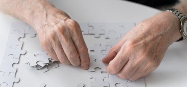 Alzheimer atinge 8,5% da população idosa