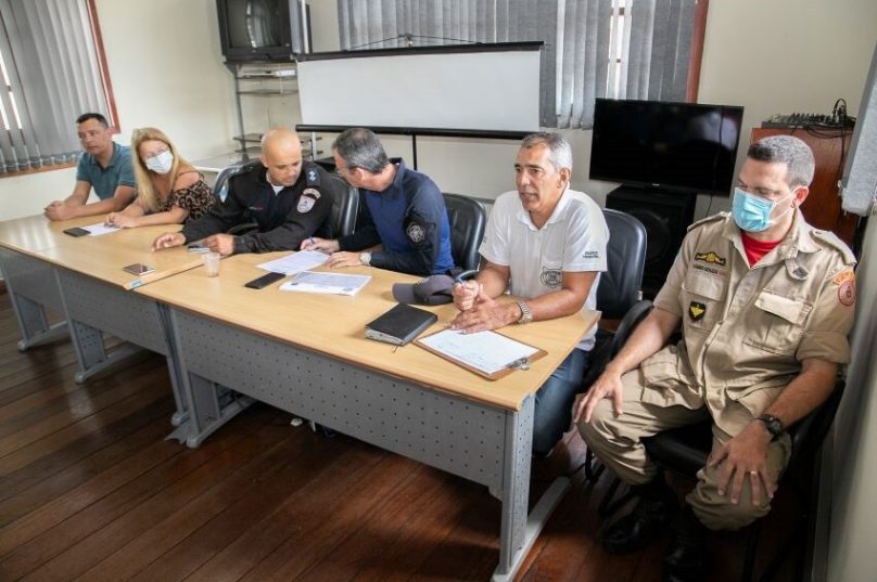 Reuniao ocorreu com o objetivo de organizar as demandas do verão / foto Allexandre Costa