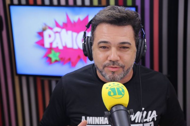 1559385760-marco-feliciano-participa-do-panico-veja-fotos-2007201172