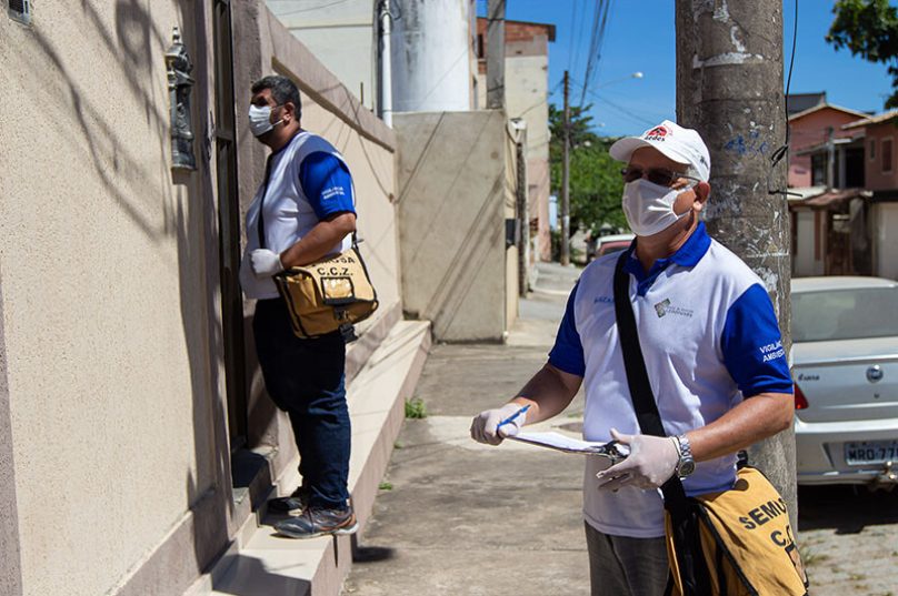 Ação do CCZ na Praia Campista. Macaé/RJ. Data: 13/01/2021. Foto: Rui Porto Filho