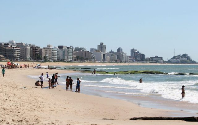 Praia dos cavaleiros. Data 26/01/2017 - Macaé/RJ/Brasil