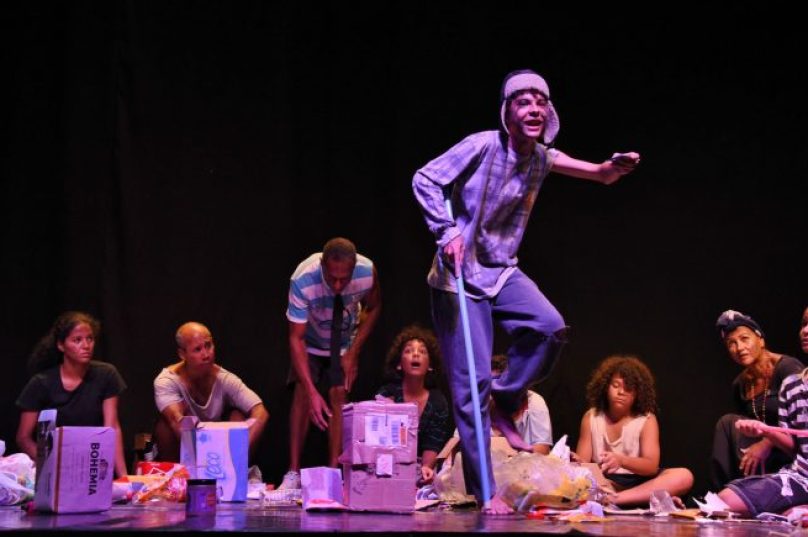 Estão sendo ofertadas aulas de escrita criativa, fotografia documental e urbana, teatro popular, dança de corpos, produção cultural. Foto: Clarildo Menezes