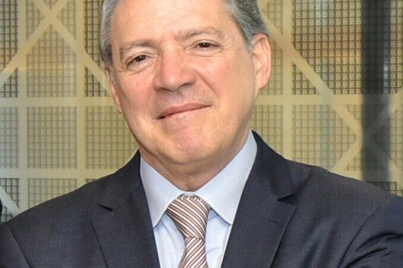 Wagner Balera é professor titular de Direito Previdenciário e de Direitos Humanos
