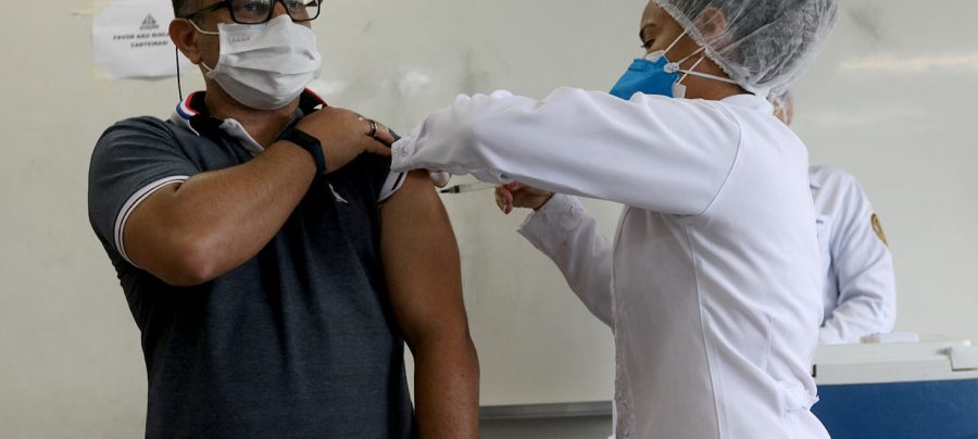 Vacinação em Macaé. Imagem: Divulgação | Ana Chaffin