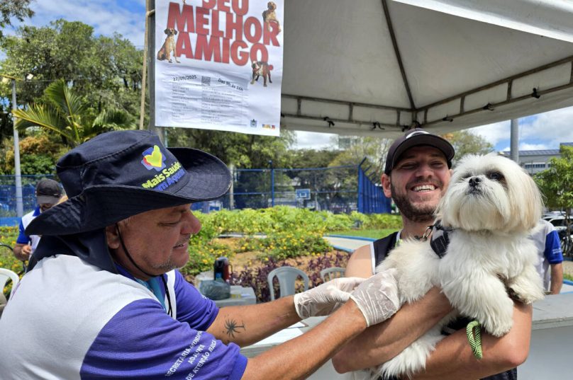 Vacinação antirrábica segue na Região Serrana de Macaé com postos itinerantes para cães e gatos até sexta-feira / foto divulgação