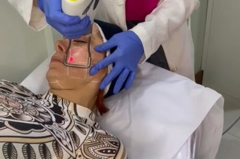 Cuidado com a pele começa cada vez mais cedo